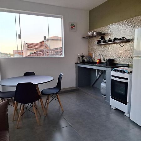 דירות איליה קומפרידה Chapeu De Sol - Area Gourmet, Tv, Internet, Roupas De Cama E Banho, Jardim, Horta E Pomar מראה חיצוני תמונה
