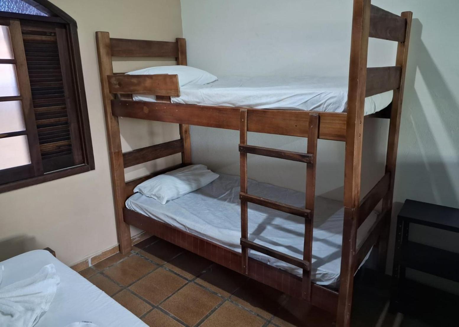 דירות איליה קומפרידה Chapeu De Sol - Area Gourmet, Tv, Internet, Roupas De Cama E Banho, Jardim, Horta E Pomar מראה חיצוני תמונה