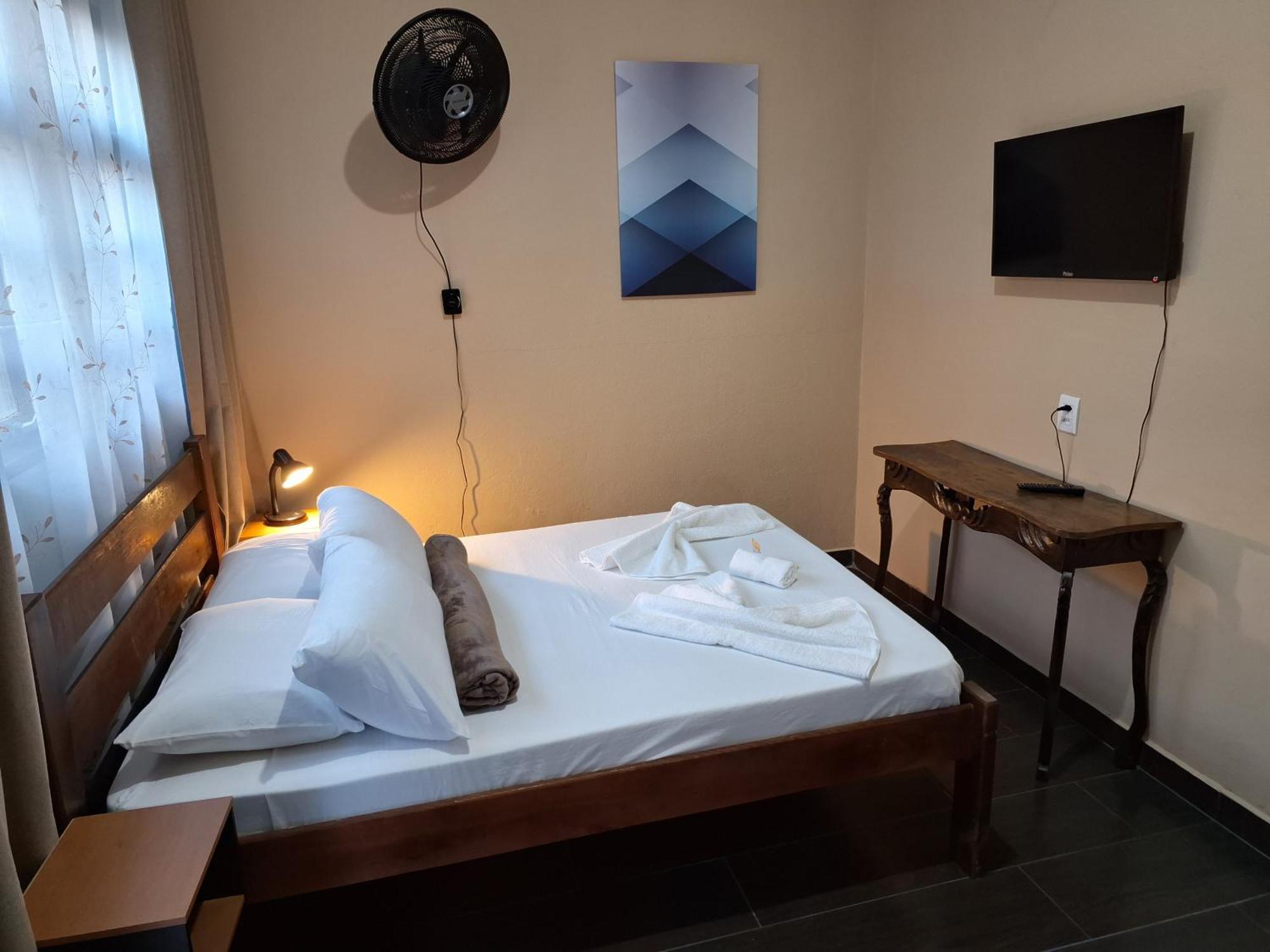 דירות איליה קומפרידה Chapeu De Sol - Area Gourmet, Tv, Internet, Roupas De Cama E Banho, Jardim, Horta E Pomar חדר תמונה