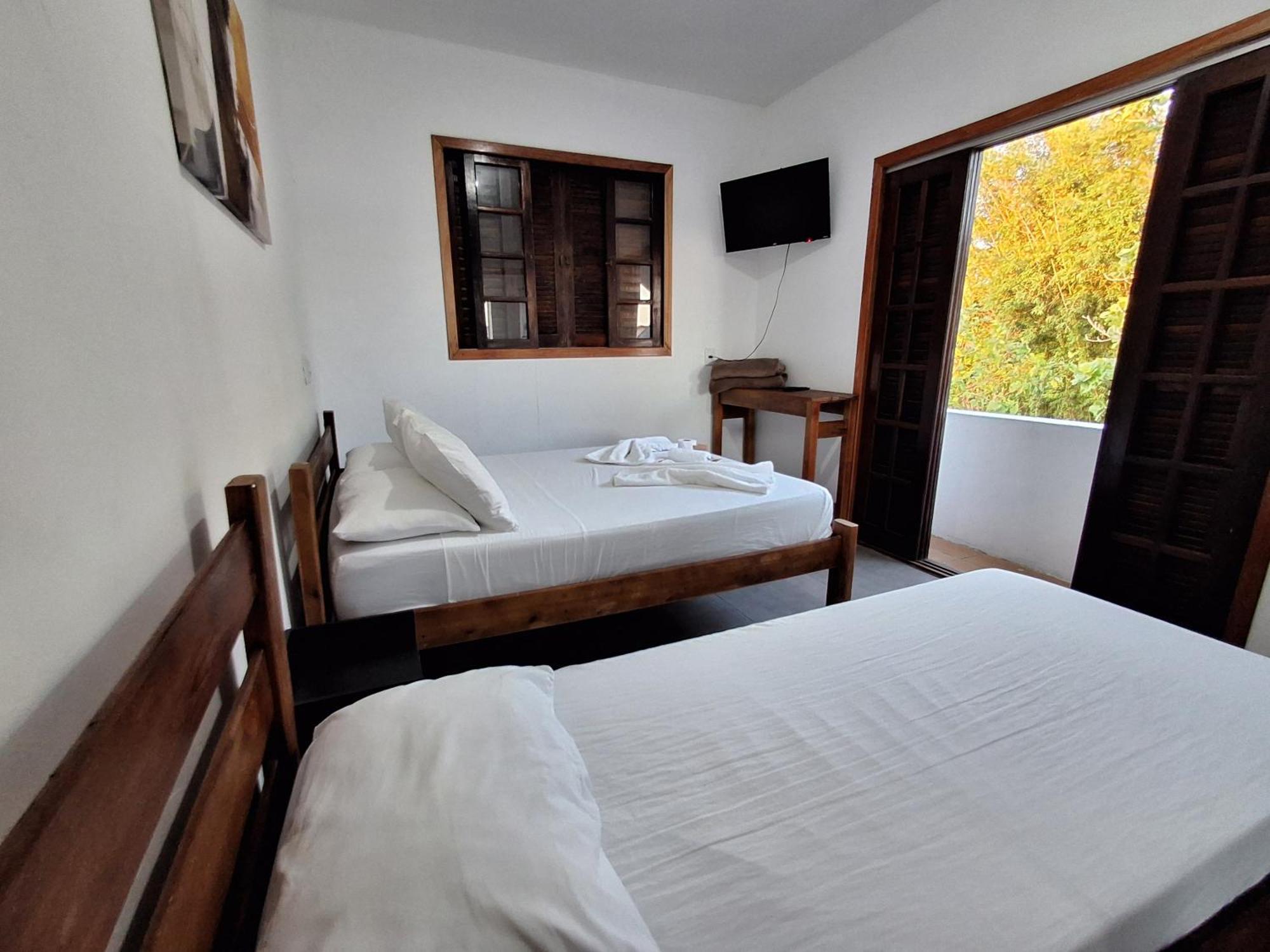 דירות איליה קומפרידה Chapeu De Sol - Area Gourmet, Tv, Internet, Roupas De Cama E Banho, Jardim, Horta E Pomar מראה חיצוני תמונה