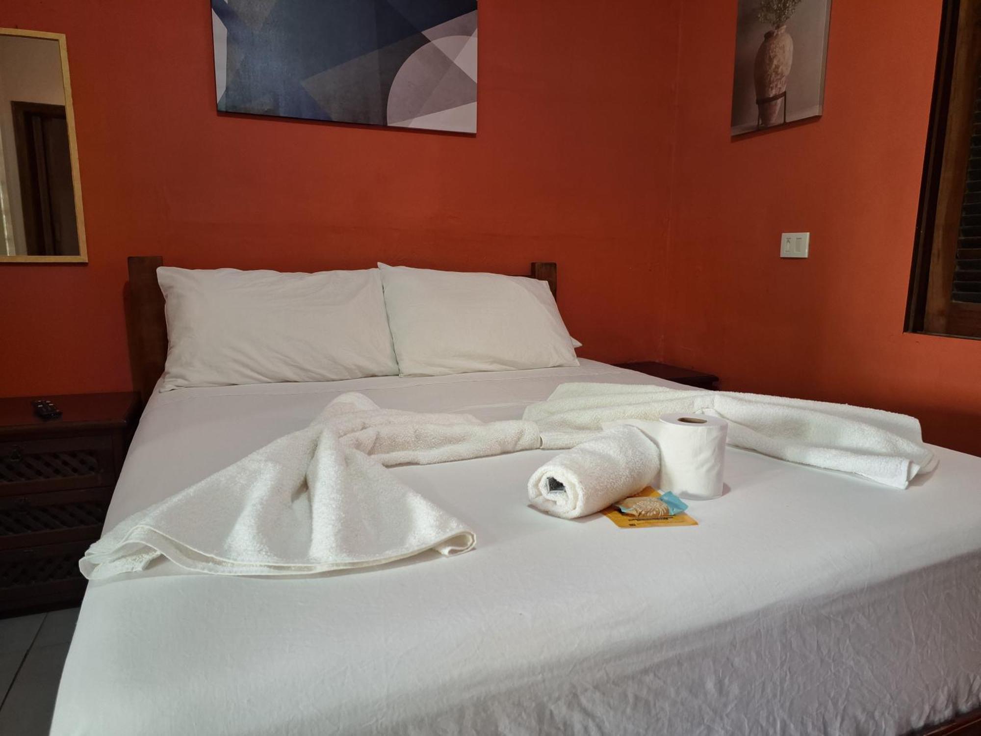 דירות איליה קומפרידה Chapeu De Sol - Area Gourmet, Tv, Internet, Roupas De Cama E Banho, Jardim, Horta E Pomar מראה חיצוני תמונה